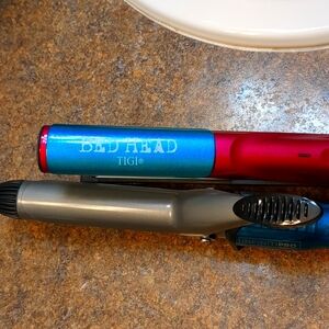 Curling Iron and Crimper